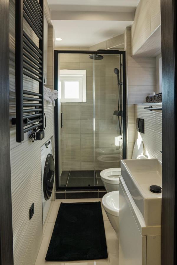 Studio Apartman Lenox Риека Экстерьер фото